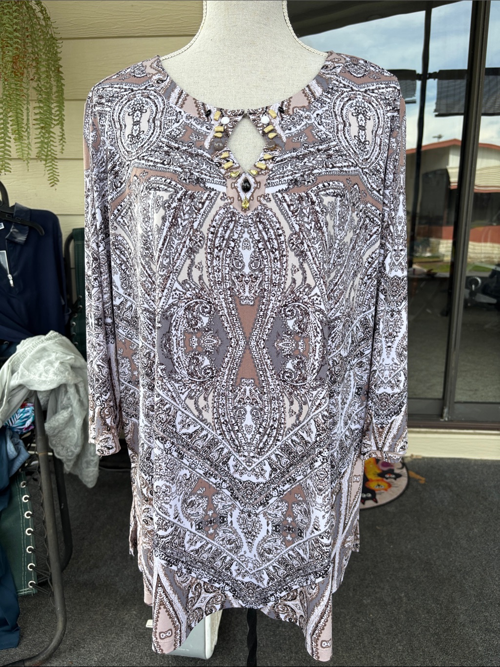 Susan Graver Taupe And White Paisley Beaded Top